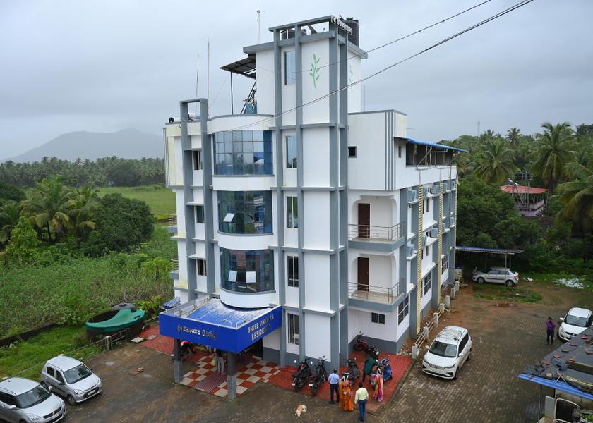 Karnataka Murdeshwar Hotel View