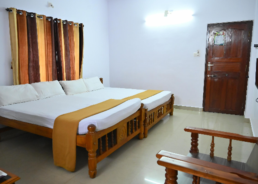 Karnataka Murdeshwar Deluxe Double AC Room