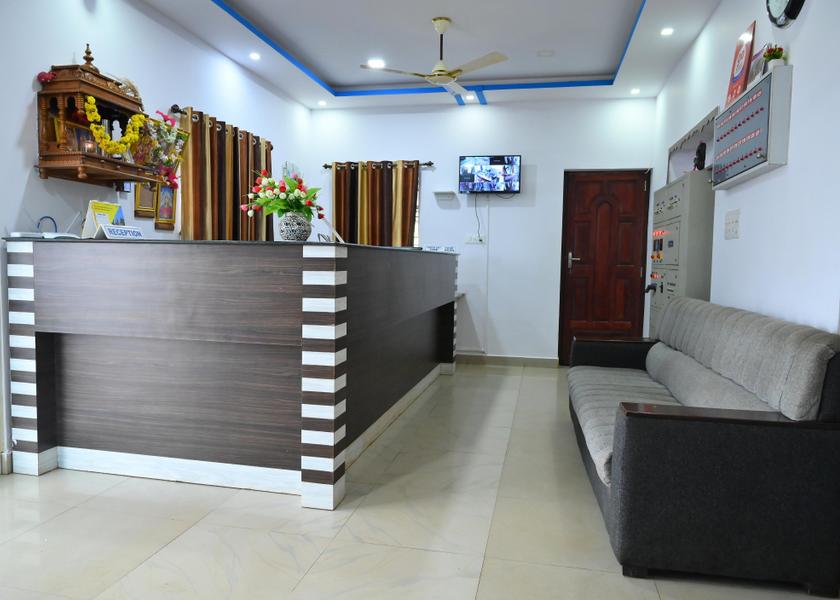 Karnataka Murdeshwar Public Areas