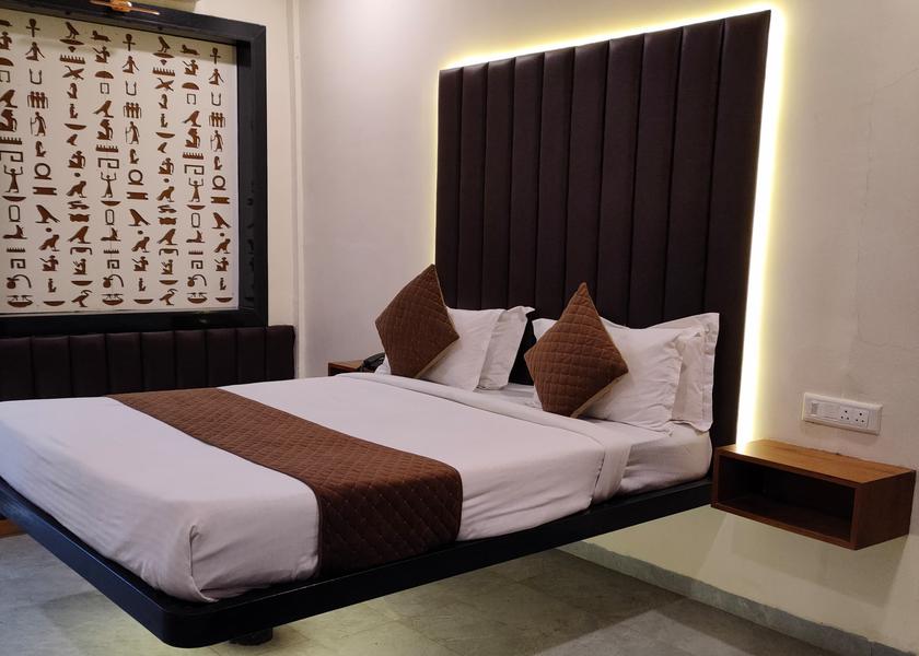 Maharashtra Nanded Classic AC Room