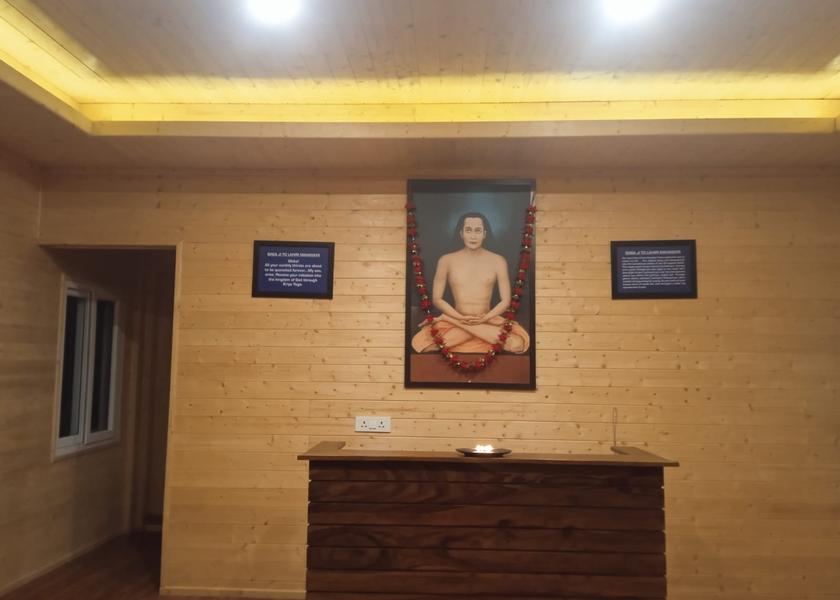 Uttarakhand Kausani Public Areas