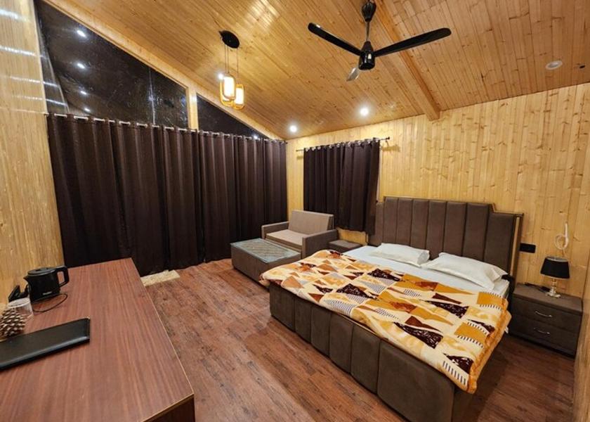 Uttarakhand New Tehri Deluxe Room with Himalayan View