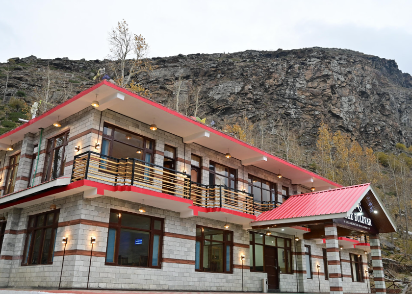 Himachal Pradesh Sissu Hotel Exterior