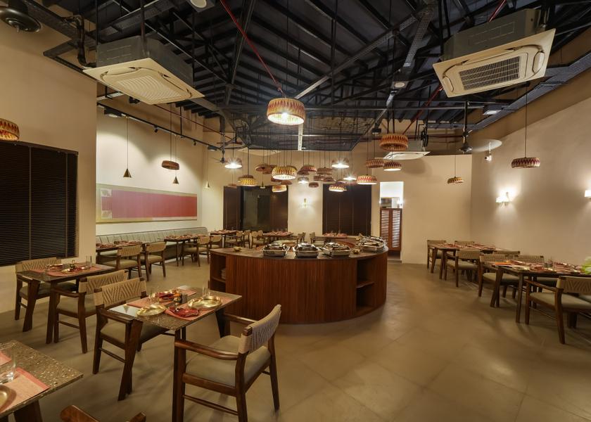 Uttar Pradesh Varanasi Food & Dining