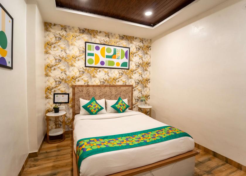 Madhya Pradesh Indore Deluxe Room