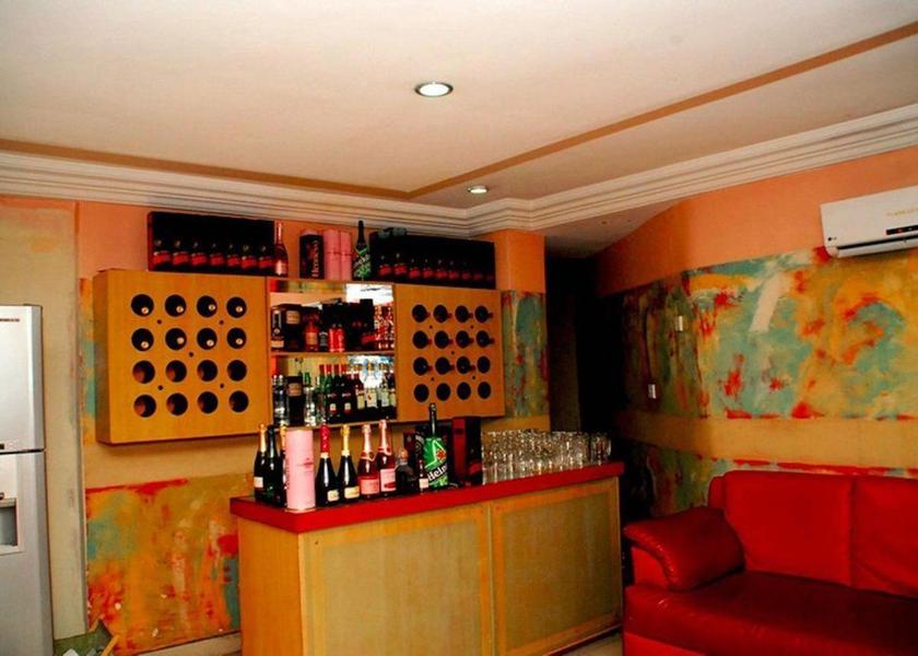  Lagos bar/lounge
