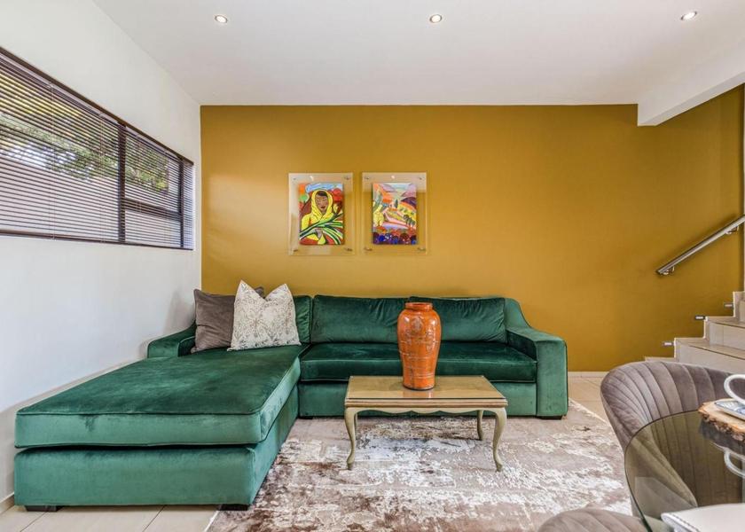 Gauteng Krugersdorp shared lounge/tv area
