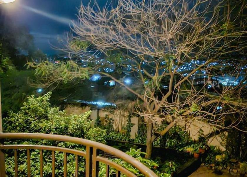  Kigali balcony/terrace