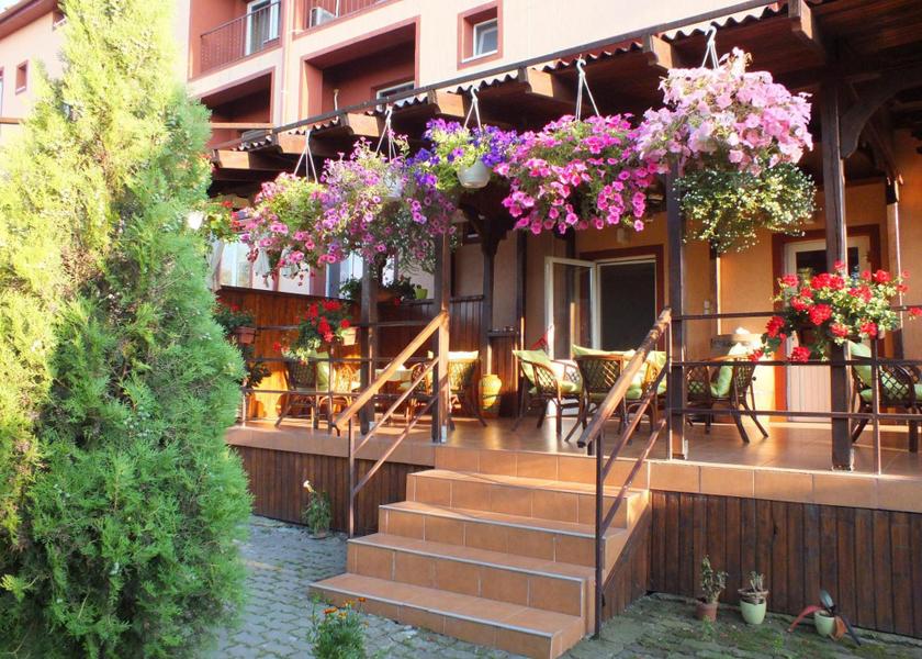  Arad balcony/terrace