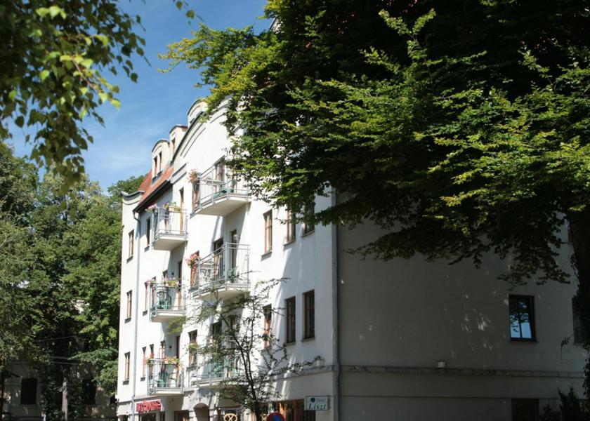 Thuringia Weimar entrance