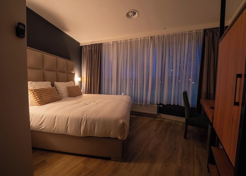 North Holland Hoofddorp Room