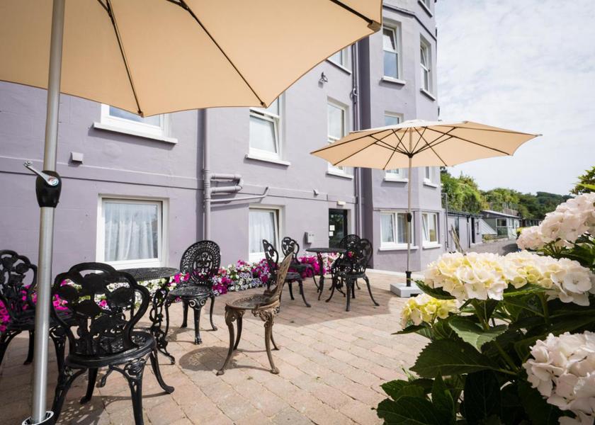 Cork (county) Cork facilities