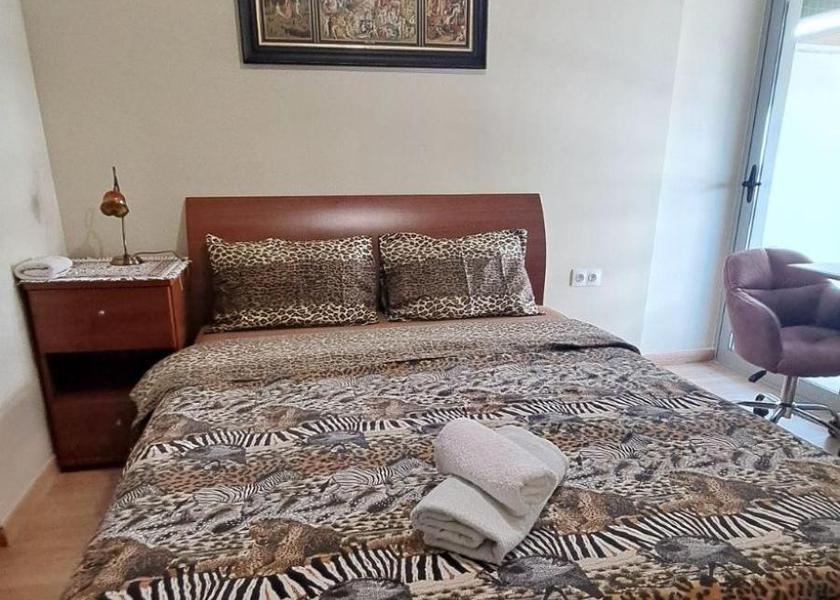 Attica Palaio Faliro bed