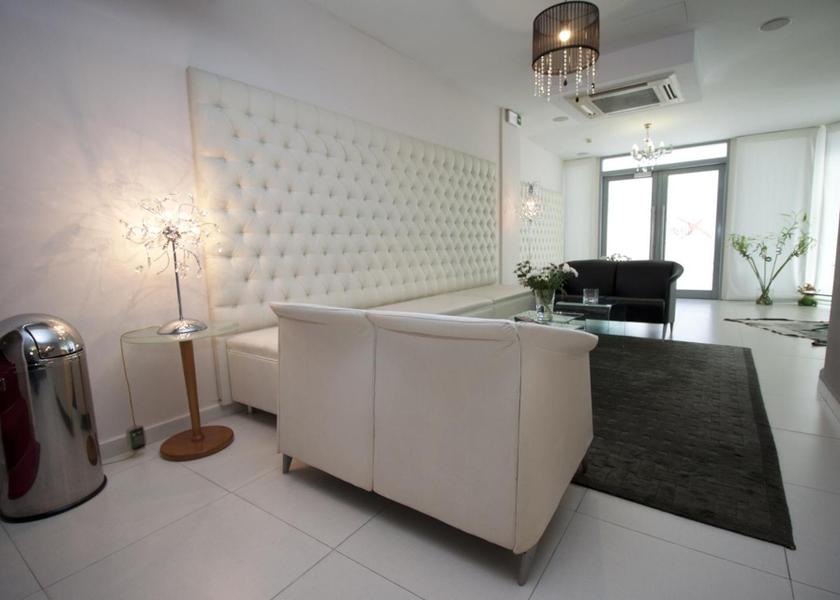 Attica Agia Paraskevi lobby
