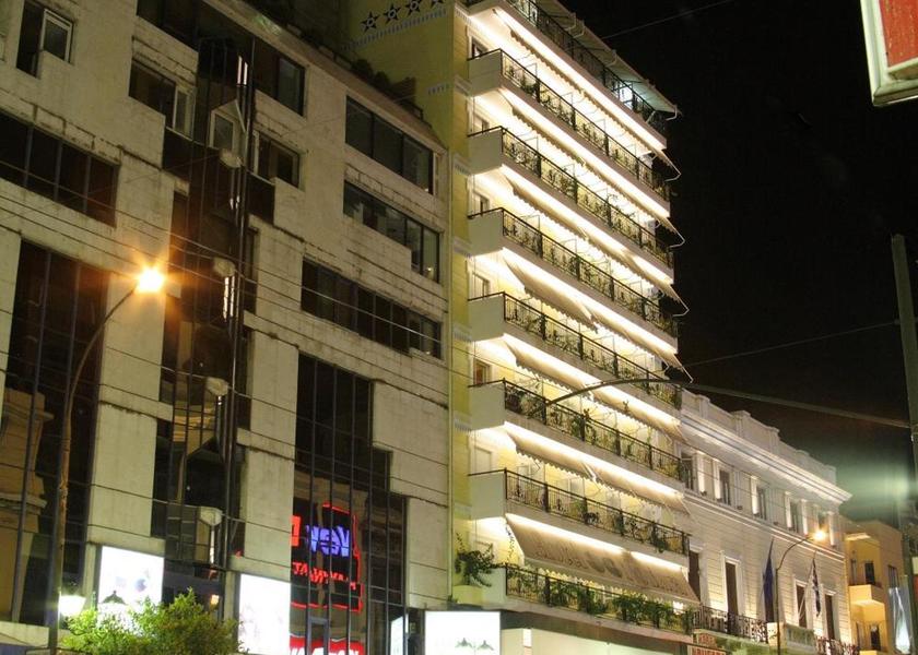 Attica Piraeus entrance