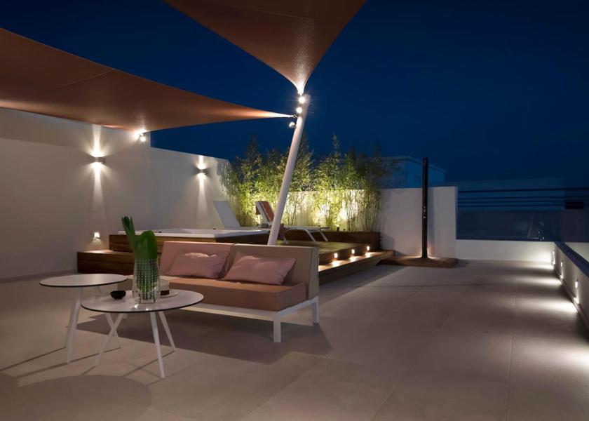 Attica Glyfada balcony/terrace