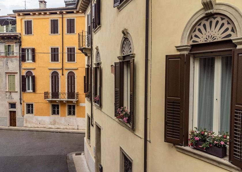 Veneto Verona exterior view