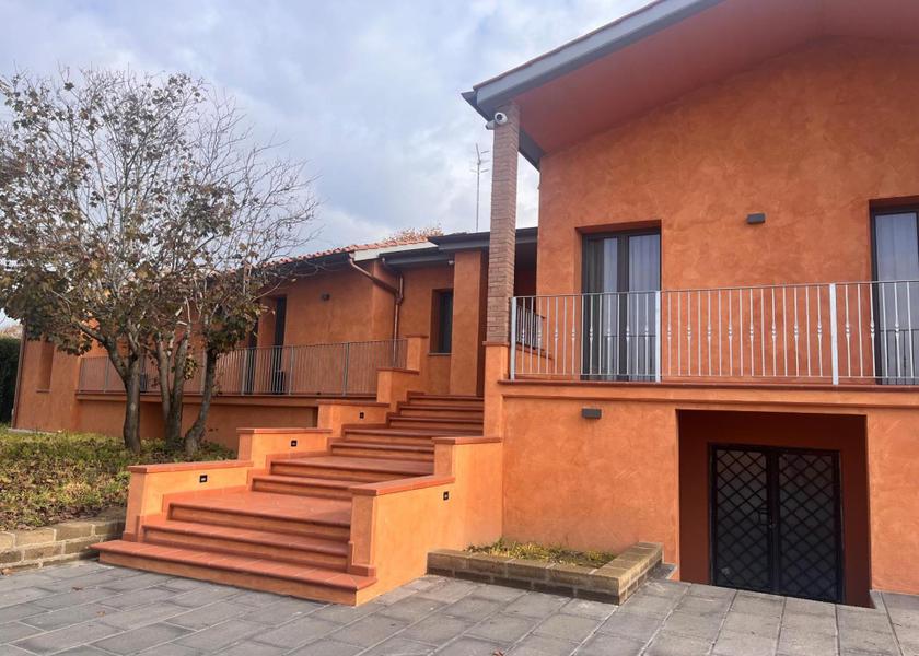 Tuscany Campi Bisenzio exterior view
