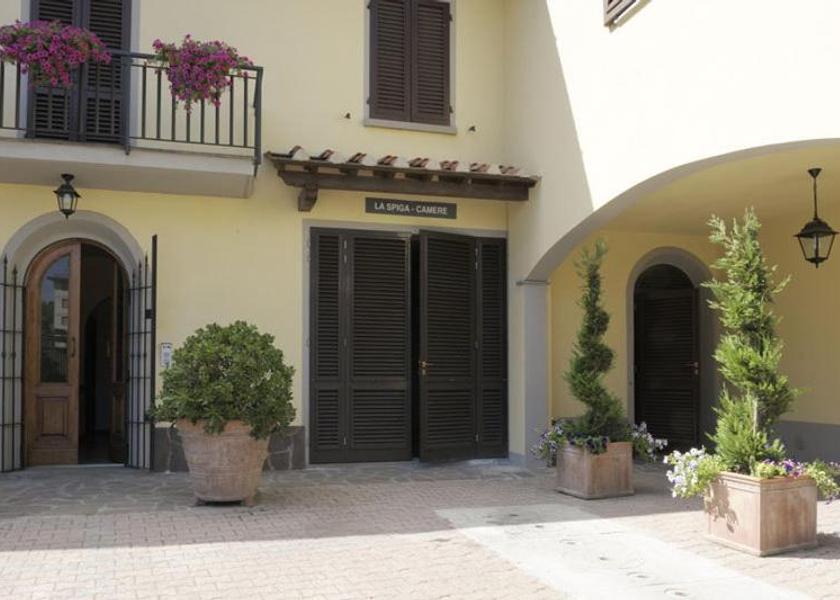 Tuscany Campi Bisenzio exterior view