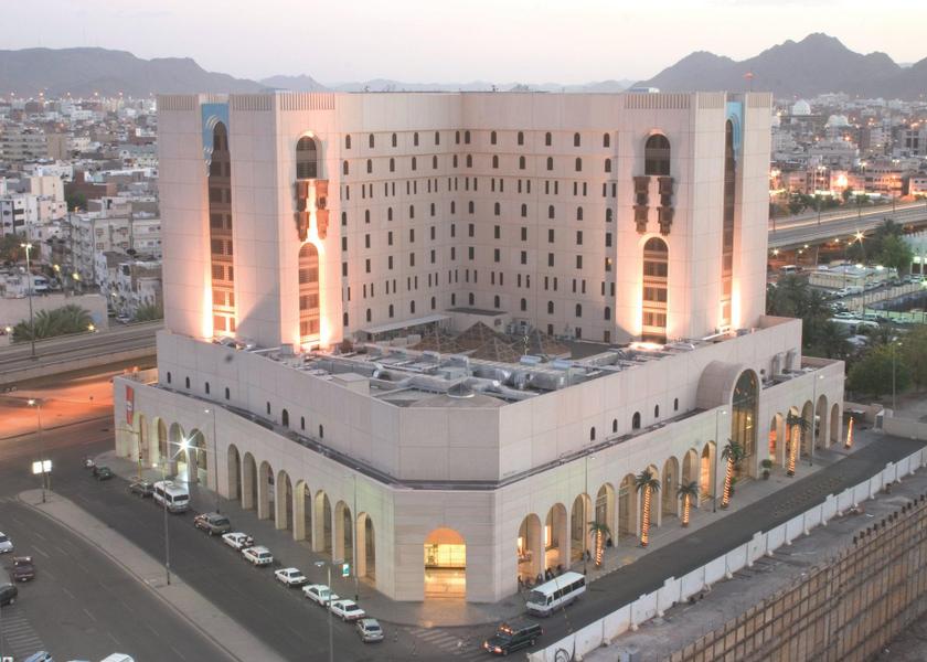  Medina exterior view