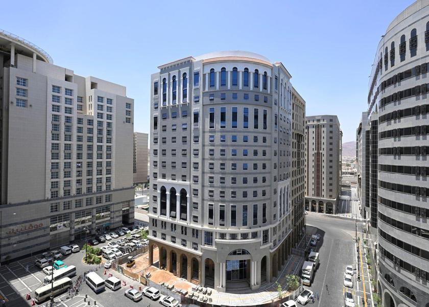  Medina exterior view