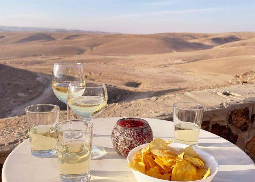 Southern Arad surrounding environment