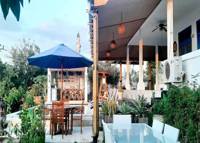 Bali Banjar exterior view