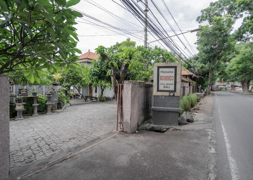 Bali Banjar exterior view