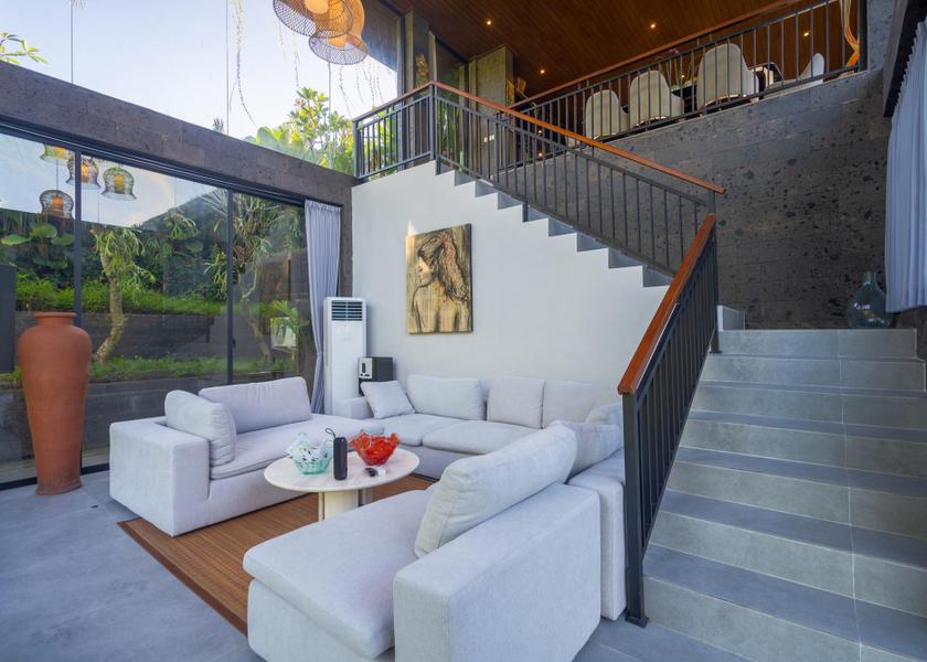 Bali Mas Shared lounge/TV area