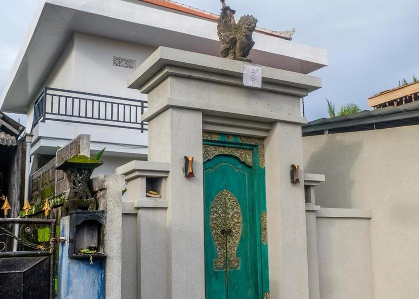 Bali Mas exterior view