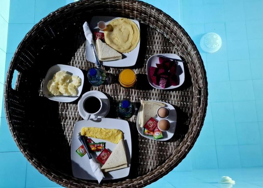 Bali Penida Island food and beverages
