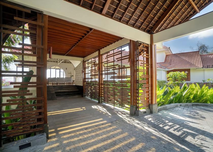 Bali Jimbaran Front of property