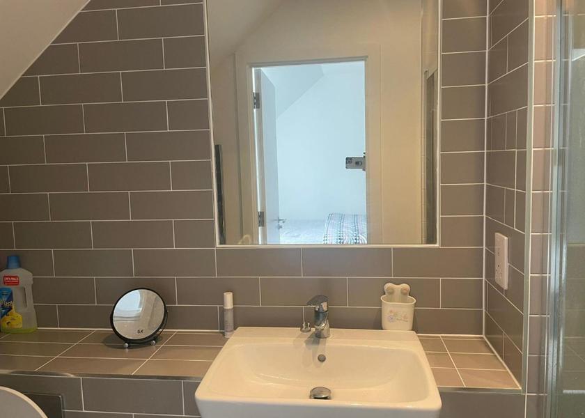 England Romford Double Room with Private Bathroom