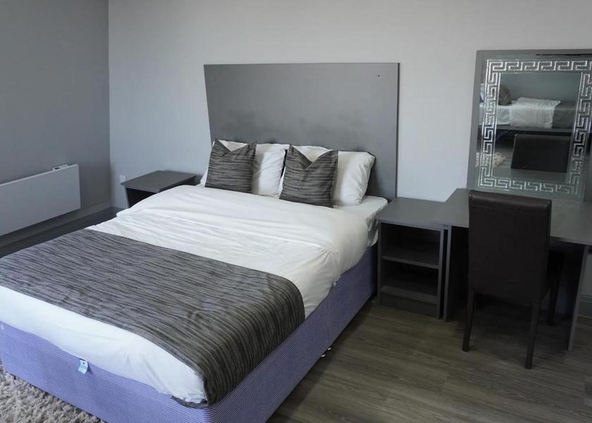 England Southall Double Room with Private Bathroom