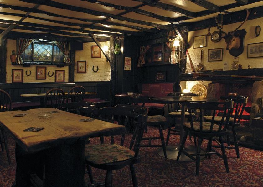 England Sale bar/lounge
