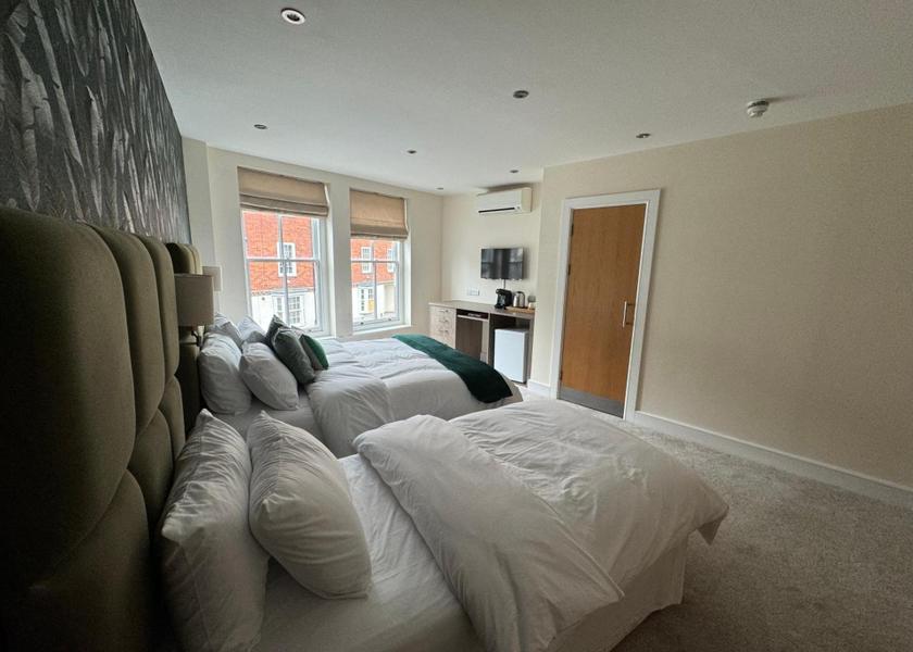 England Shrewsbury Triple Room