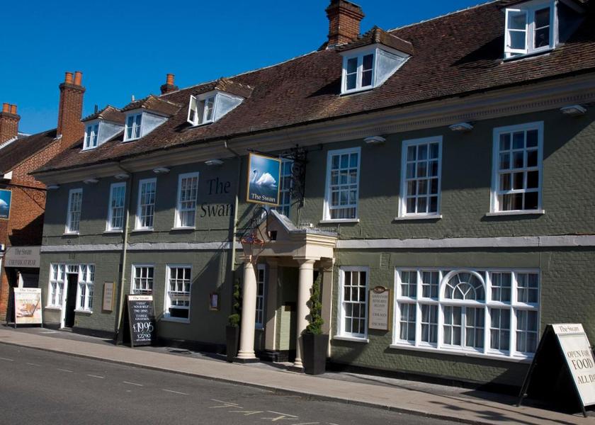 Wales Blackwood entrance