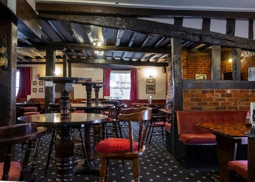 Wales Blackwood facilities