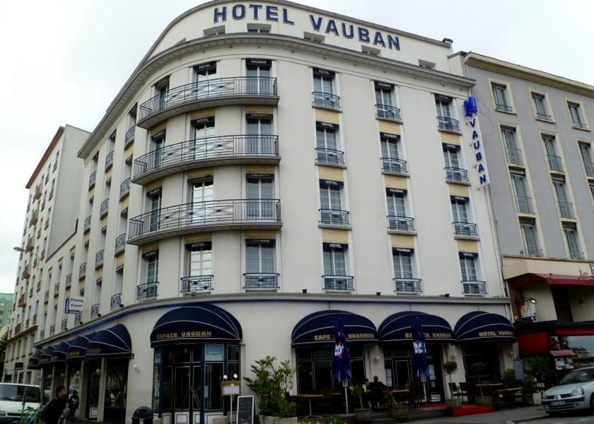 Brittany Brest exterior view