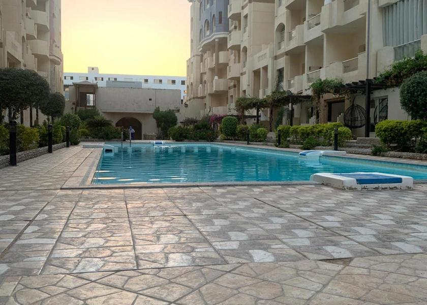  Hurghada swimming pool