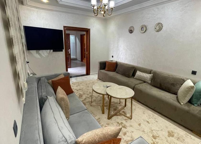 shared lounge/tv area