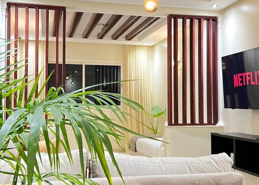 shared lounge/tv area