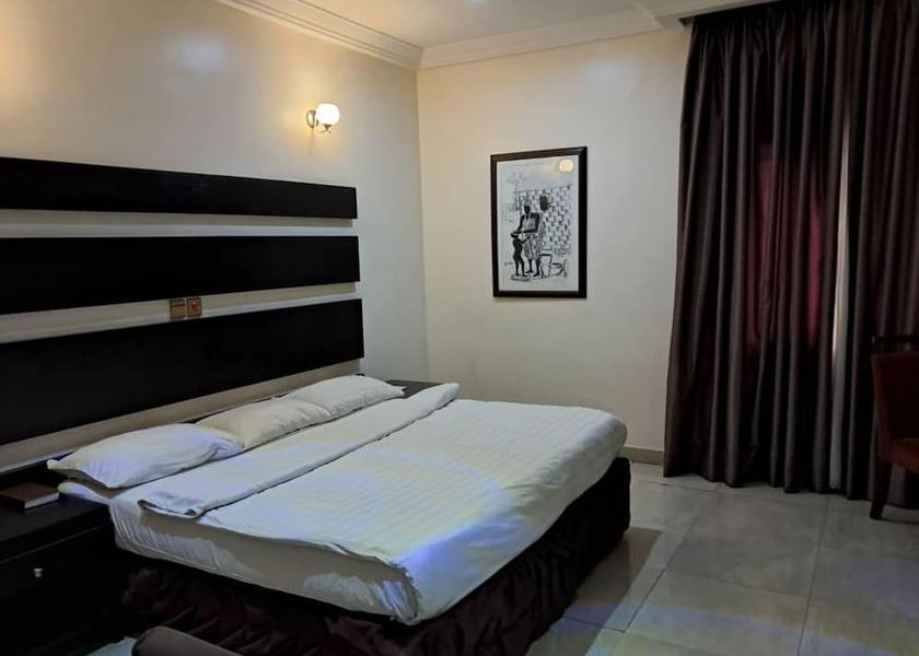  Lagos Deluxe Room