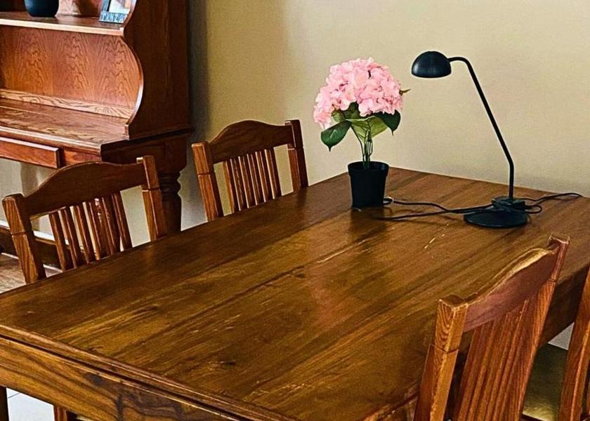 shared lounge/tv area