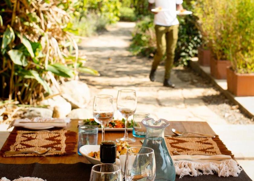  Arusha exterior view