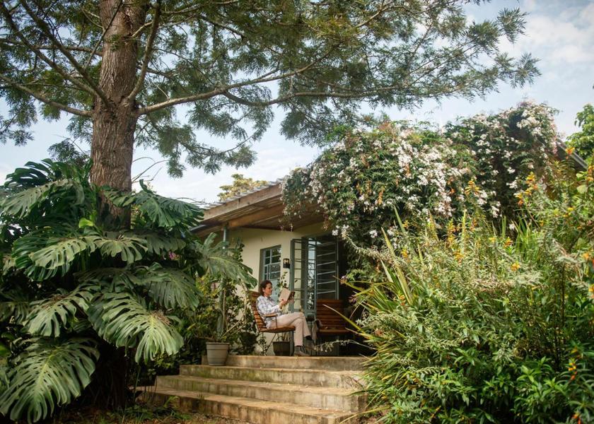  Arusha exterior view