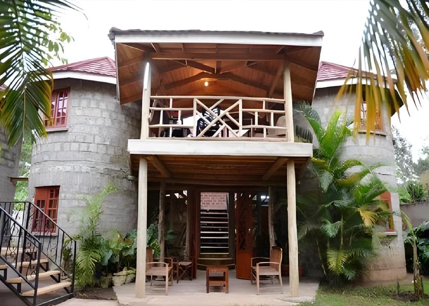  Arusha exterior view