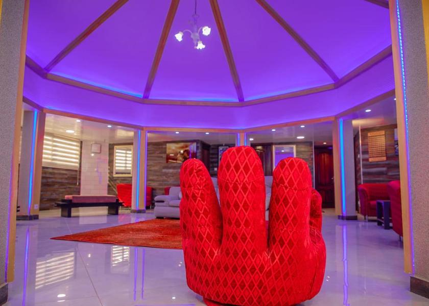 shared lounge/tv area