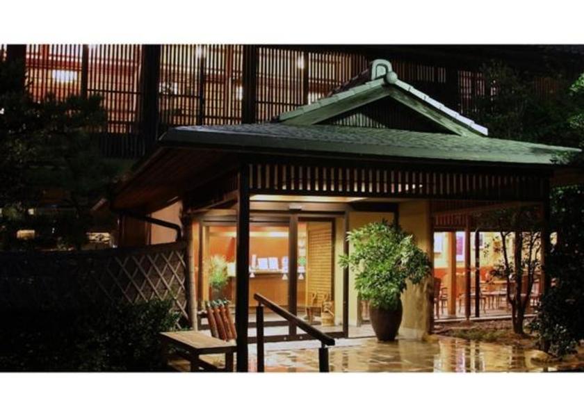 Saga Saga exterior view