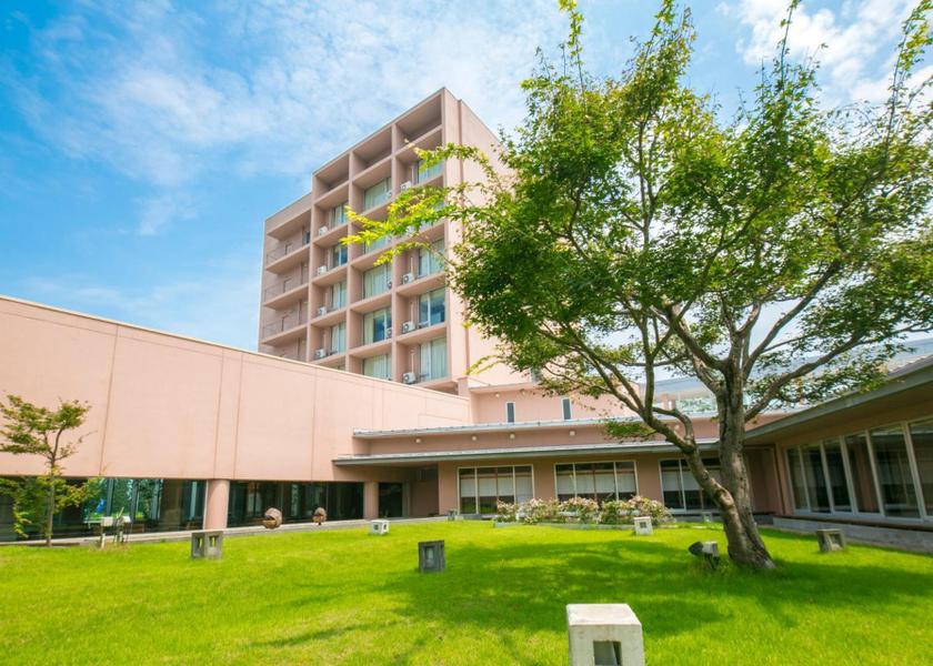 Toyama Toyama exterior view
